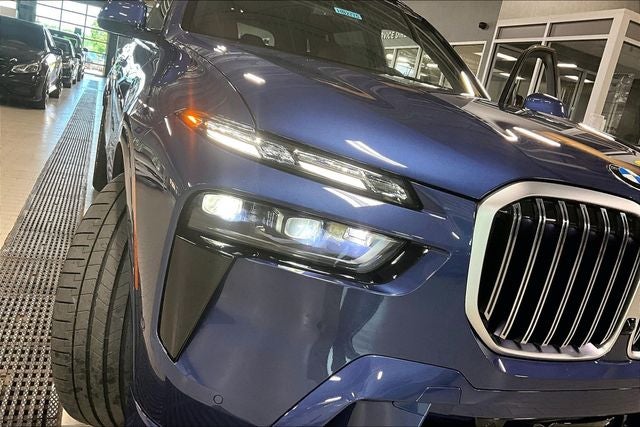 2026 BMW X7 ALPINA XB7