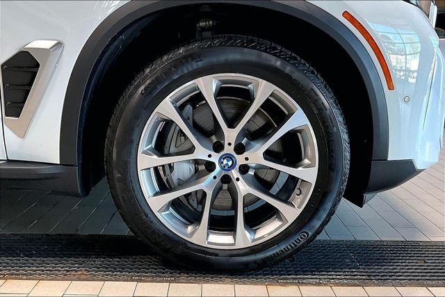 2025 BMW X5 xDrive50e