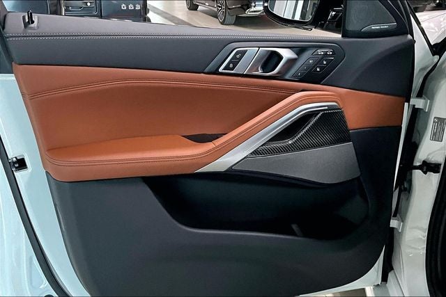 2027 BMW X6 M60i