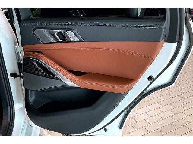 2027 BMW X6 M60i