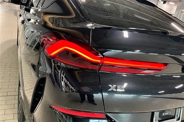 2026 BMW X6 M60i