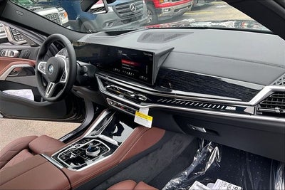 2027 BMW X6 M60i