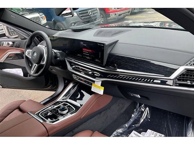 2027 BMW X6 M60i