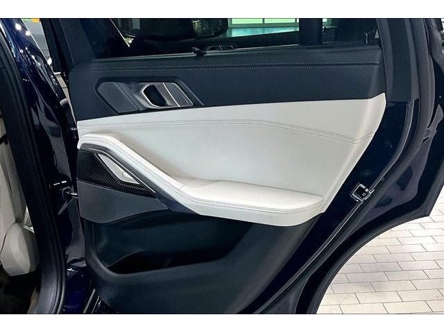 2027 BMW X6 M60i