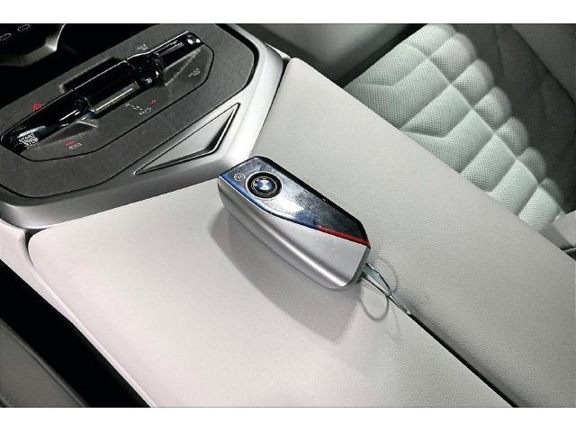2027 BMW X5 40 xDrive