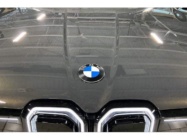 2027 BMW X5 40 xDrive