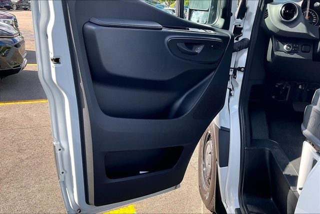 2025 Mercedes-Benz Sprinter 2500 Cargo 144 WB