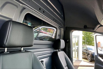 2025 Mercedes-Benz Sprinter 2500 Cargo 144 WB