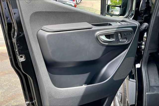 2025 Mercedes-Benz Sprinter 2500 Passenger 170 WB High Roof