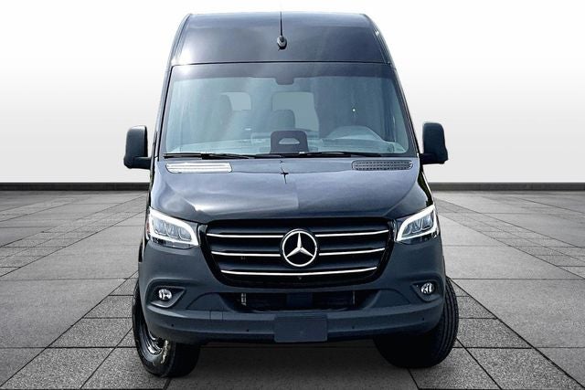 2025 Mercedes-Benz Sprinter 2500 Passenger 170 WB High Roof