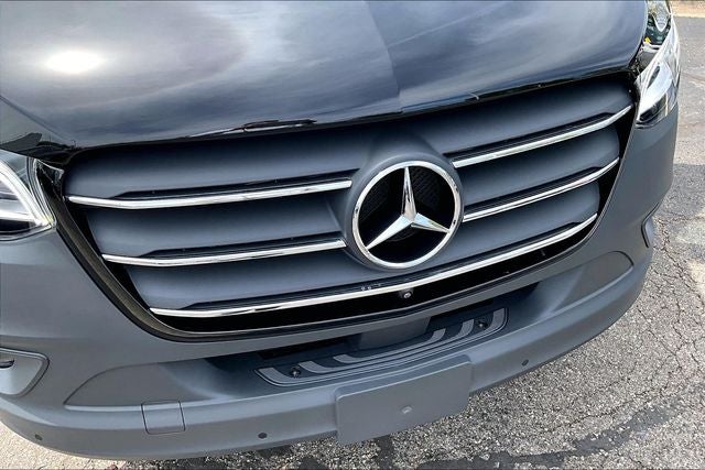 2025 Mercedes-Benz Sprinter 2500 Passenger 170 WB High Roof