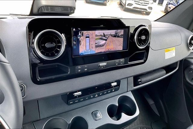 2025 Mercedes-Benz Sprinter 2500 Passenger 170 WB High Roof