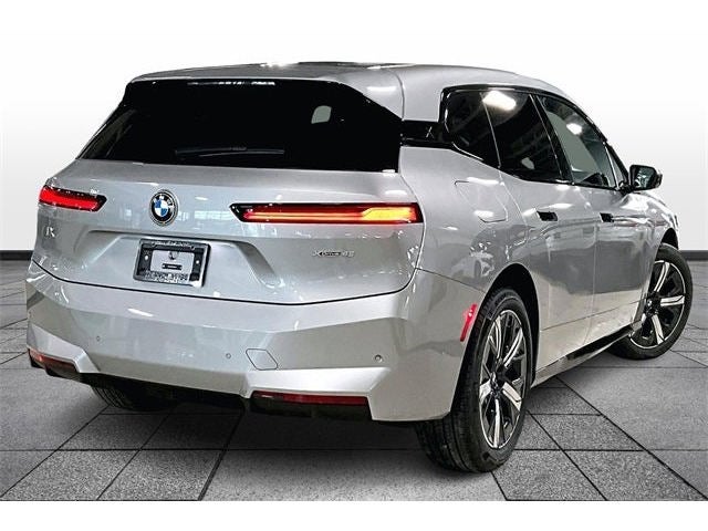 2026 BMW iX xDrive45