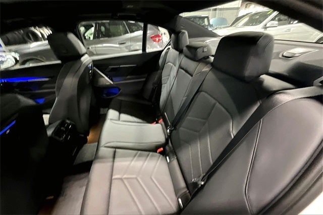 2026 BMW 5 Series 550e xDrive