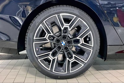 2027 BMW 5 Series 550e xDrive