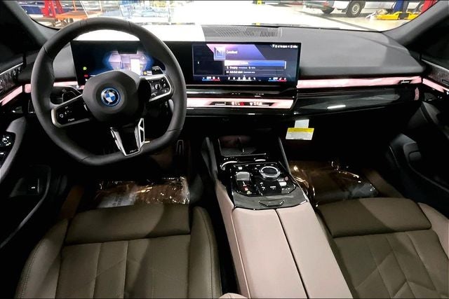 2027 BMW 5 Series 550e xDrive