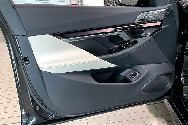 2027 BMW 5 Series 550e xDrive