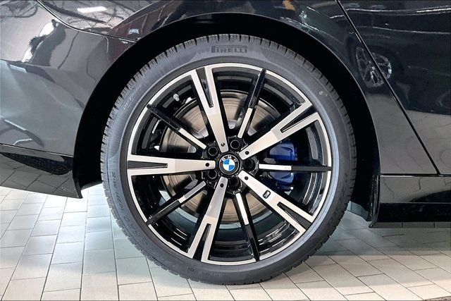 2027 BMW 5 Series 550e xDrive