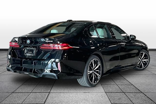 2027 BMW 5 Series 550e xDrive