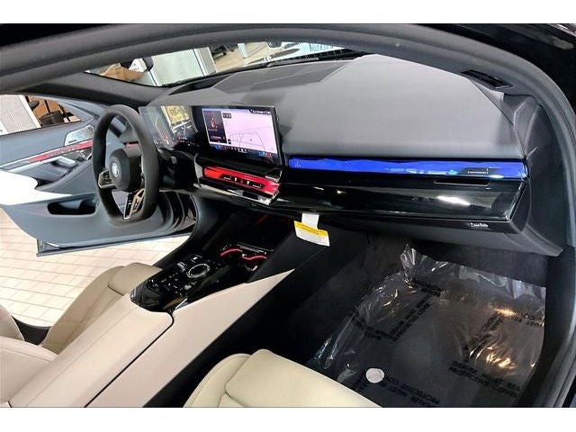 2027 BMW 5 Series 550e xDrive