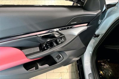 2027 BMW 5 Series 550e xDrive