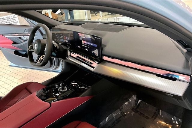 2027 BMW 5 Series 550e xDrive