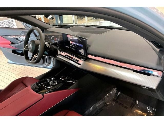 2027 BMW 5 Series 550e xDrive