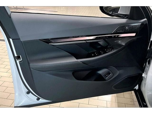 2026 BMW 5 Series 550e - Photo 12