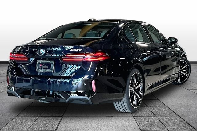 2027 BMW 5 Series 550e xDrive