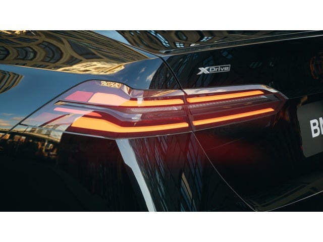 2026 BMW 5 Series 550e xDrive