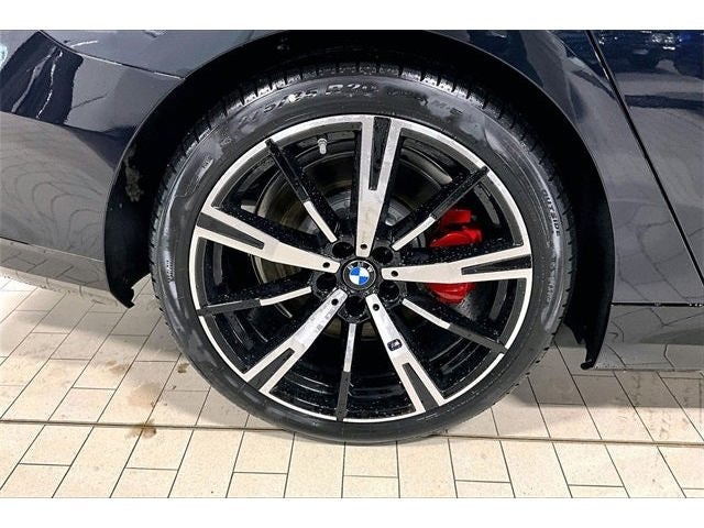 2026 BMW 5 Series 550e xDrive