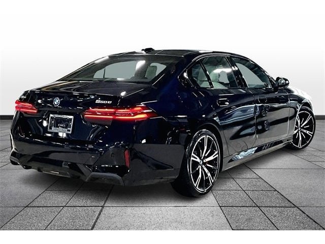 2026 BMW 5 Series 550e xDrive