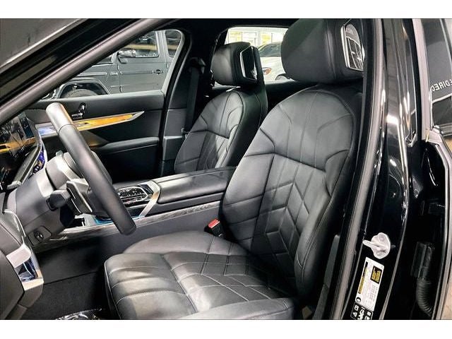 2026 BMW 7 Series 740i xDrive