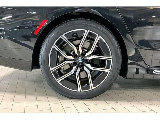 2026 BMW 7 Series 740i xDrive