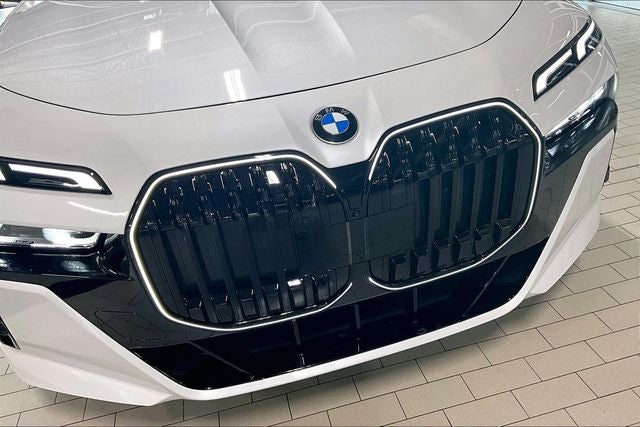 2026 BMW 7 Series 740i xDrive