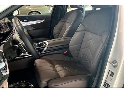 2026 BMW 7 Series 740i xDrive