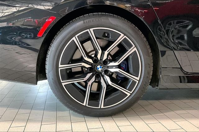2025 BMW 7 Series 760i xDrive