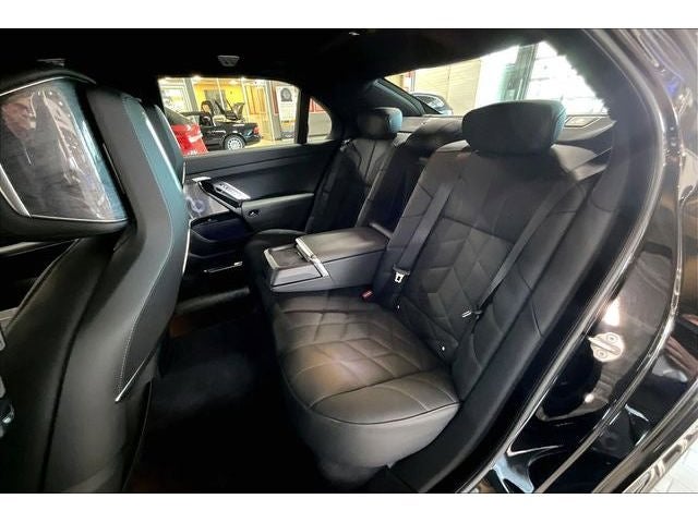 2025 BMW 7 Series 760i xDrive