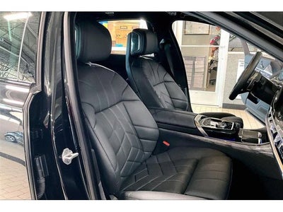 2025 BMW 7 Series 760i xDrive