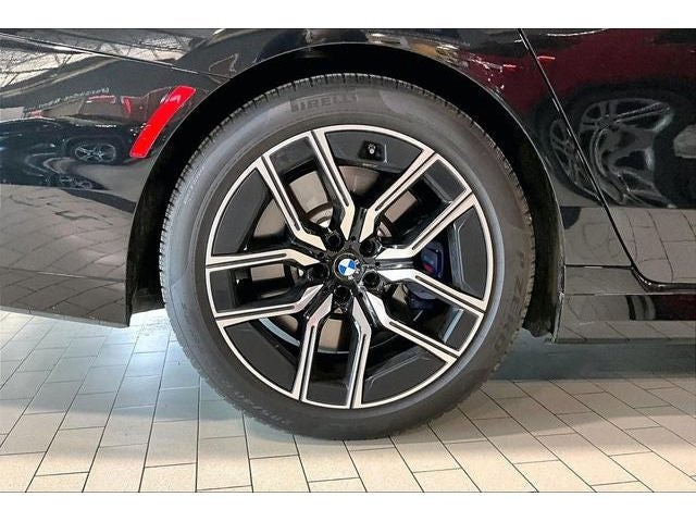 2025 BMW 7 Series 760i xDrive