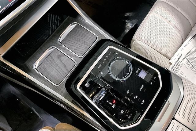 2026 BMW 7 Series 750e xDrive