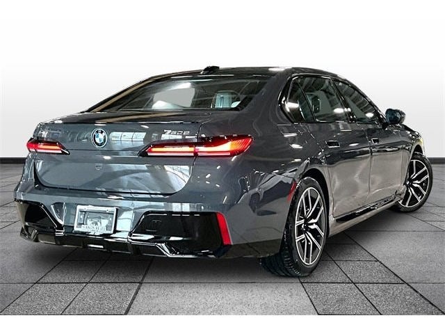 2026 BMW 7 Series 750e xDrive