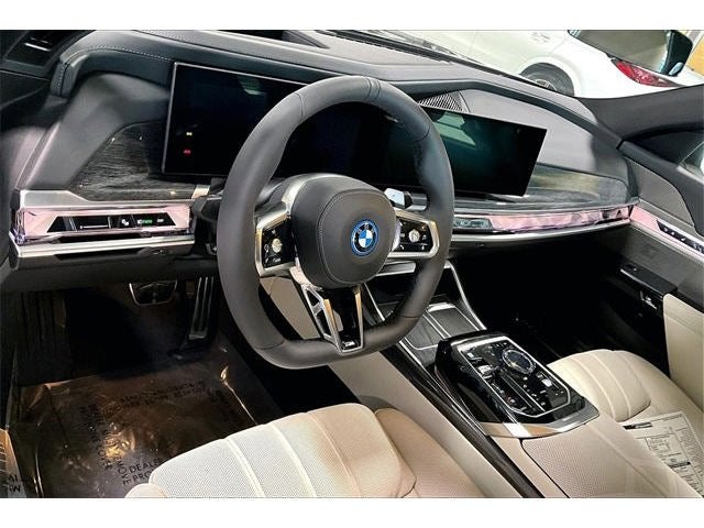 2026 BMW 7 Series 750e xDrive