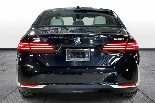 2026 BMW 5 Series 530i xDrive