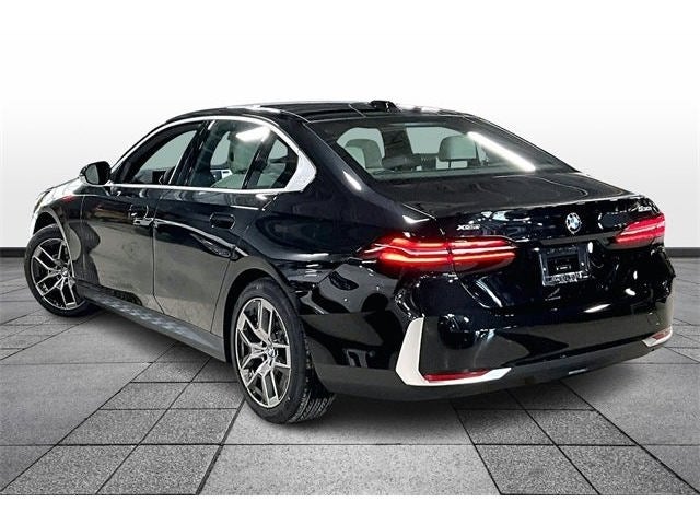 2026 BMW 5 Series 530i xDrive