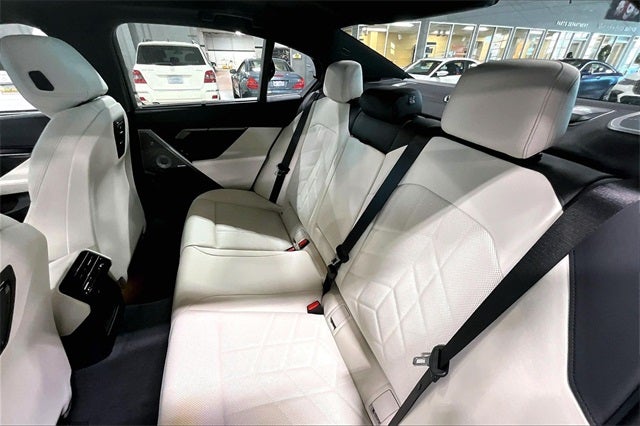 2026 BMW 5 Series 530i xDrive