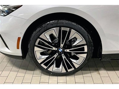 2026 BMW 5 Series 530i xDrive