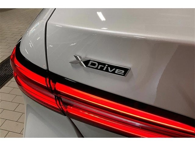 2026 BMW 5 Series 530i xDrive