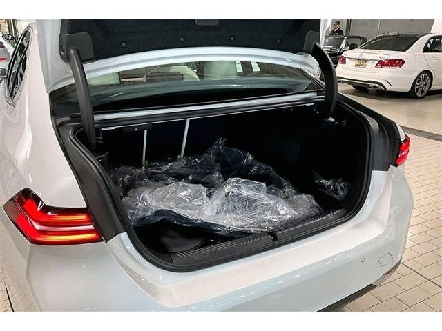 2026 BMW 5 Series 530i xDrive