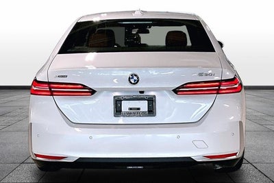 2026 BMW 5 Series 530i xDrive